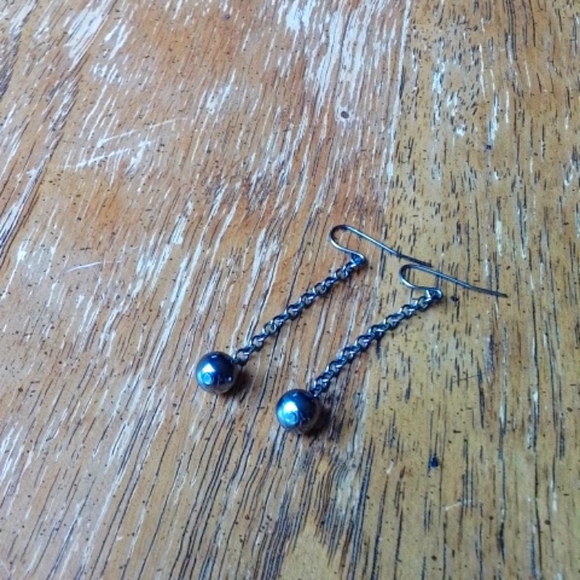 πPair of "Gothic" Ball and Chain Dangle Earrings!!! - Picture 3 of 5